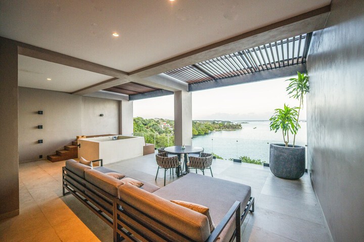Terrace/Patio 13 of 64
