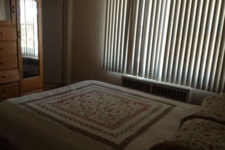 Room 6 of 19