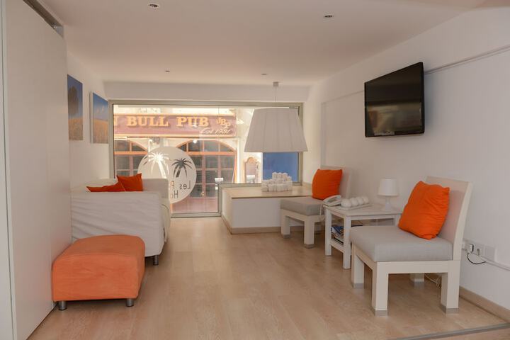 Guest Lobby