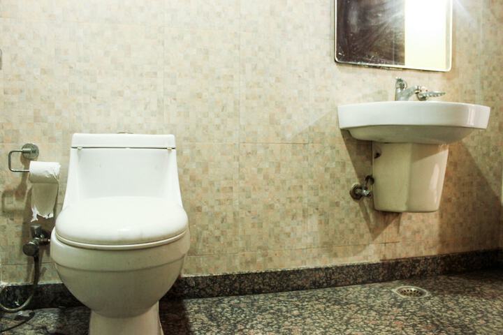 Room 23 of 36