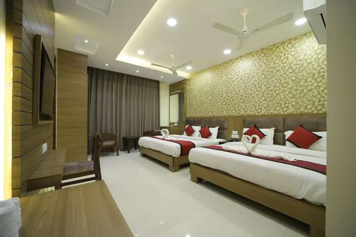 Room 7 of 36