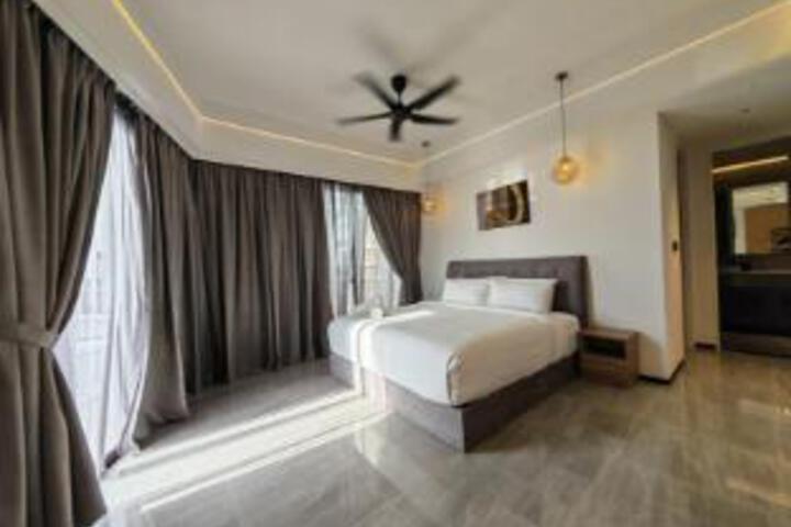 Room 21 of 23