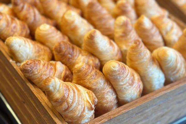 Breakfast/Coffee Service 93 of 181