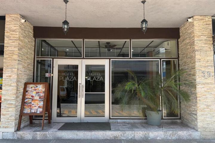 Hotel Plaza