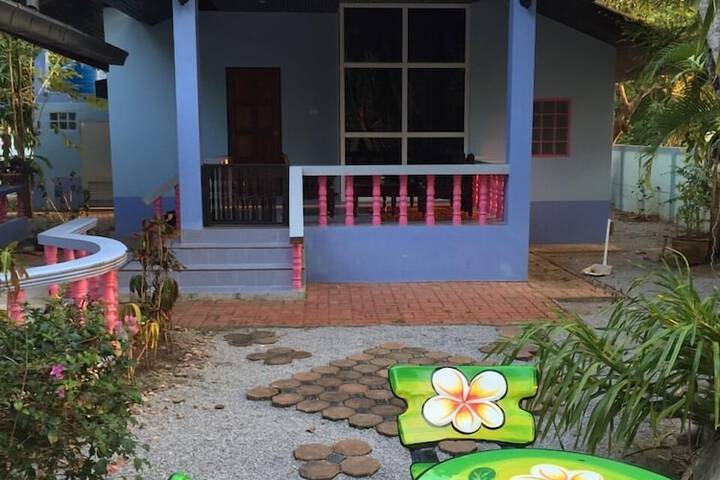 Room 3 of 39