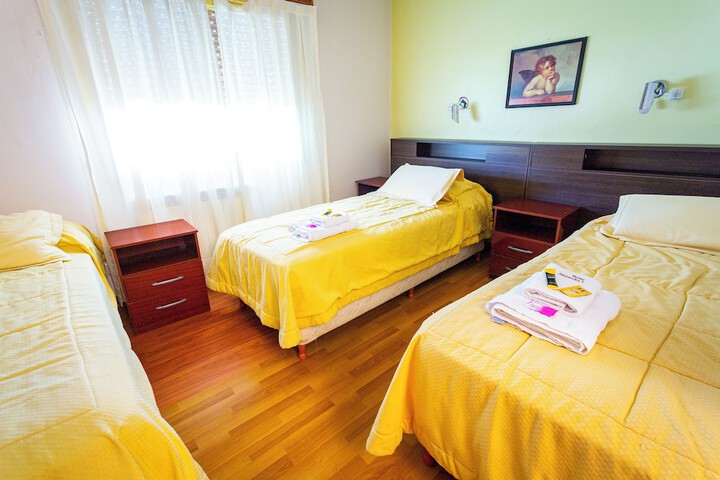 Room 43 of 104
