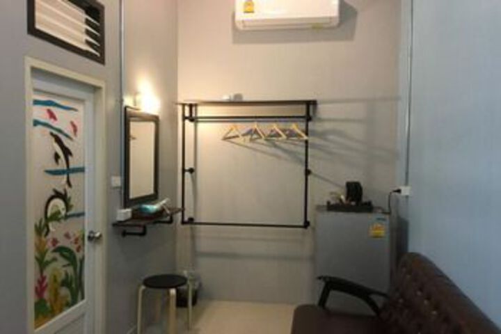 Room 5 of 20