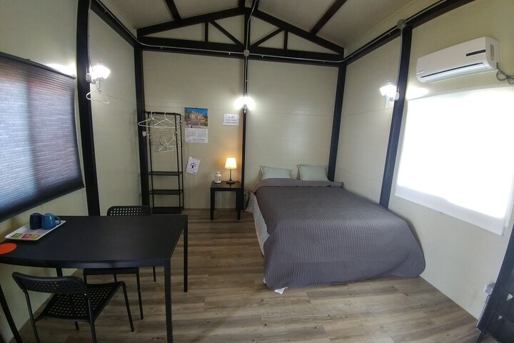 Room 8 of 53