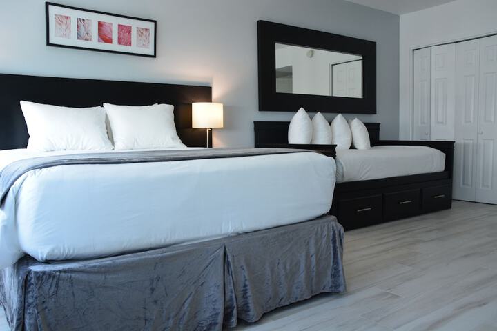 Room 34 of 120