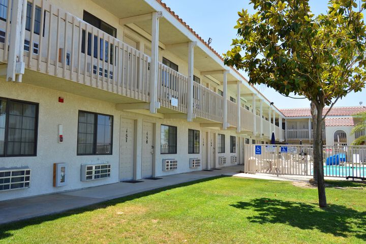 Property Grounds 21 of 25