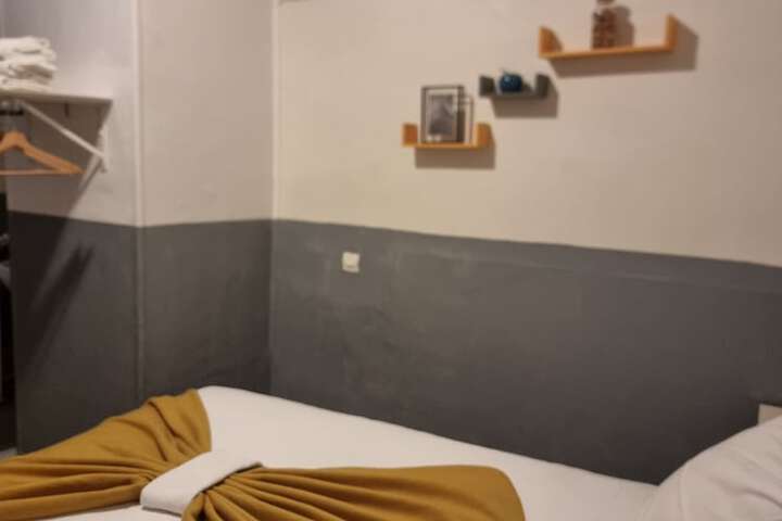 Room 2 of 12