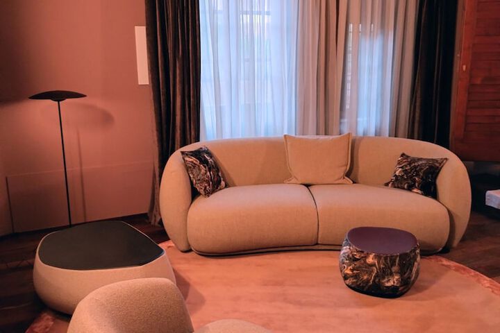 Room 15 of 135