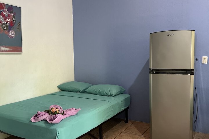 Room 6 of 17