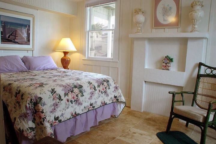 Room 3 of 29