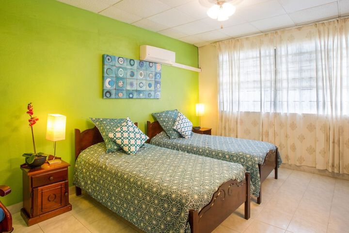 Room 9 of 47