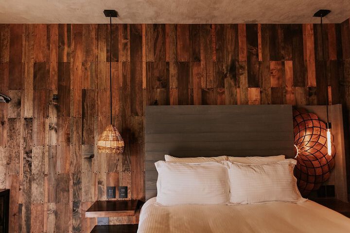 Room 54 of 250
