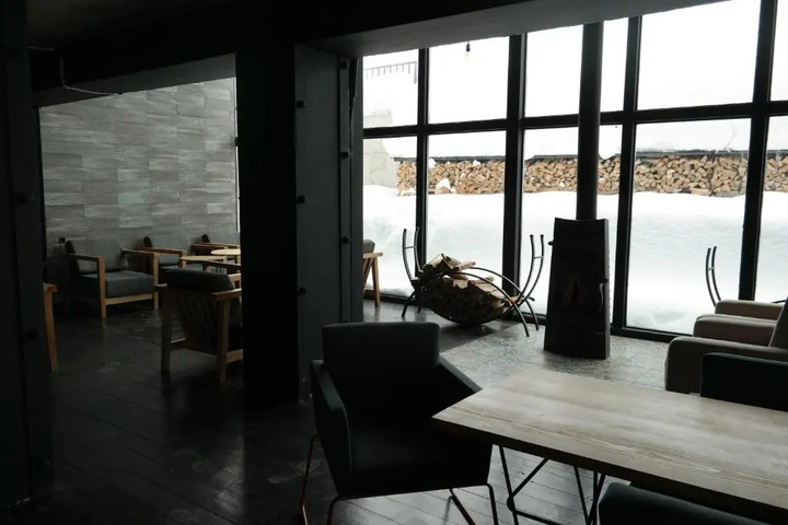 Terrace/Patio 5 of 13