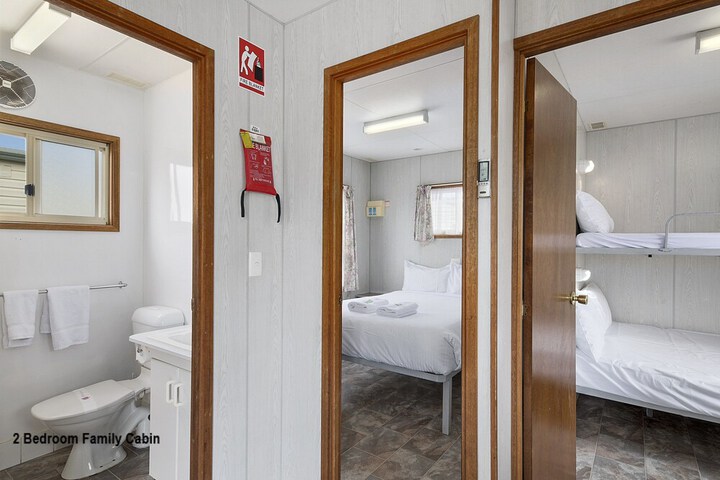 Room 4 of 60