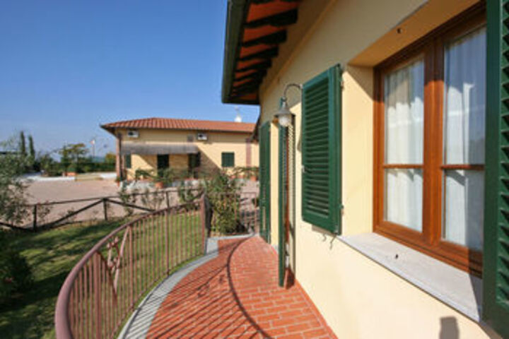 Terrace/Patio 2 of 68