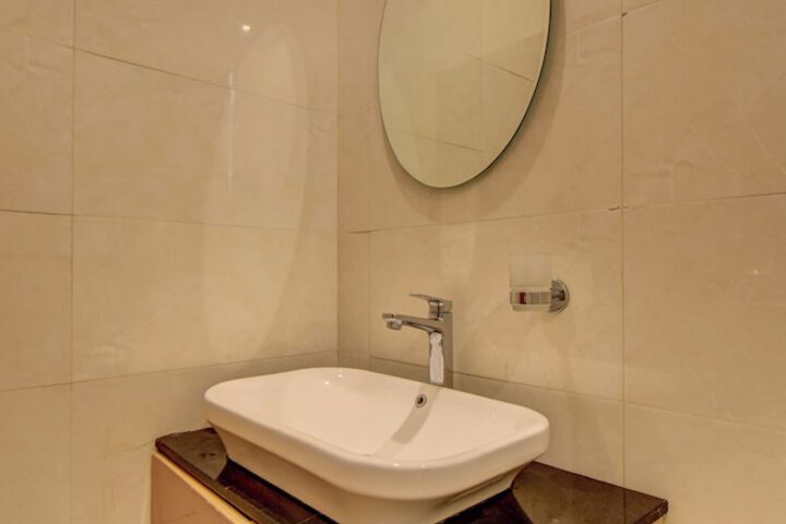 Room 15 of 26