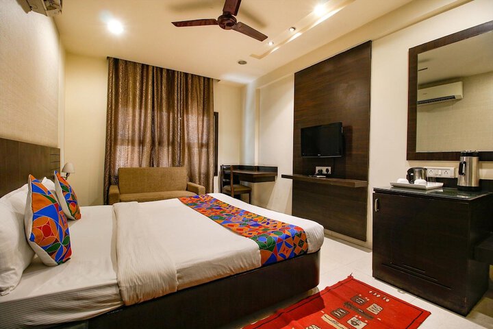 Room 19 of 32