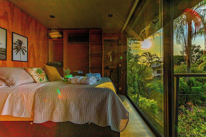 Room 74 of 112