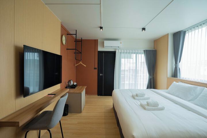 Room 54 of 96