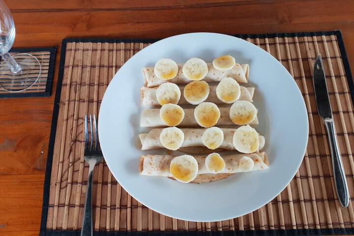 Dining 30 of 55