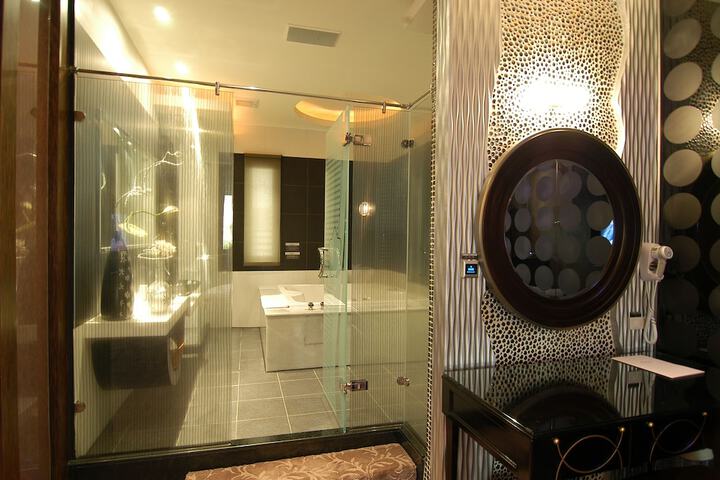 Room 47 of 56