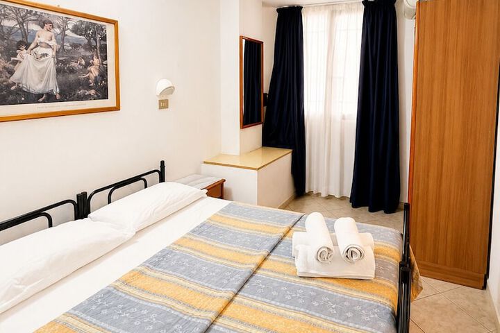 Room 18 of 41