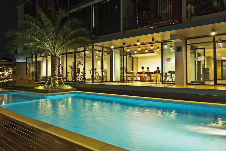 Pools & Facilities