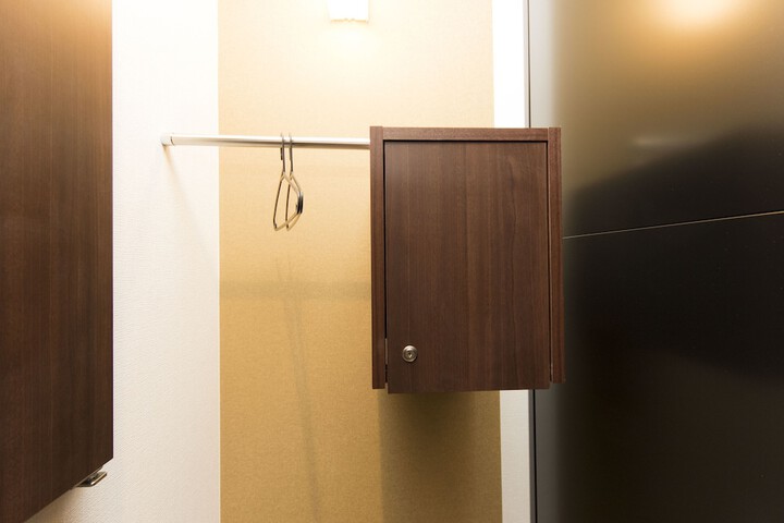 Room 21 of 42