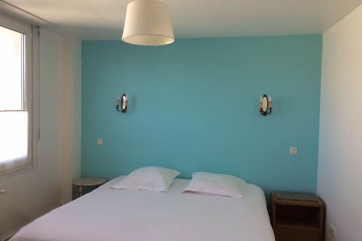Room 5 of 34