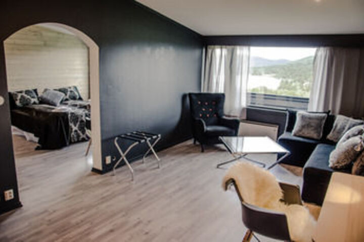 Room 25 of 46