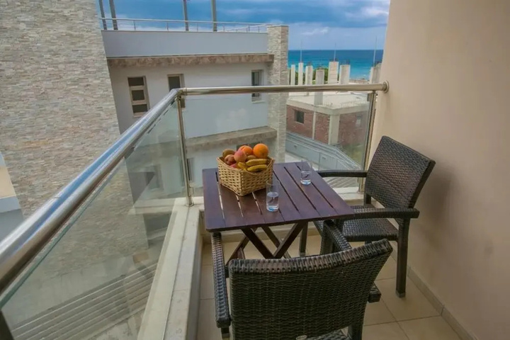 Terrace/Patio 6 of 20