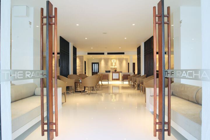 Hotel Interior 4 of 229