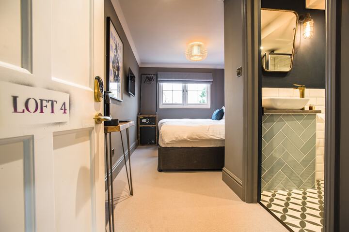 Room 13 of 41