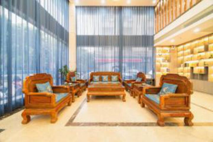 Yue Xiang Wuchuan Hotel