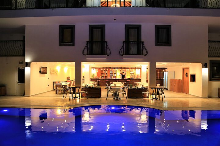 Hotel 73 of 76