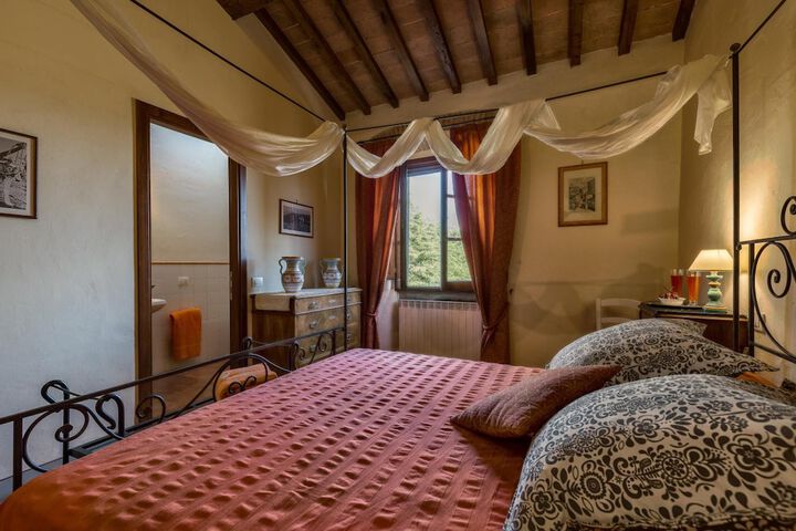 Room 14 of 51