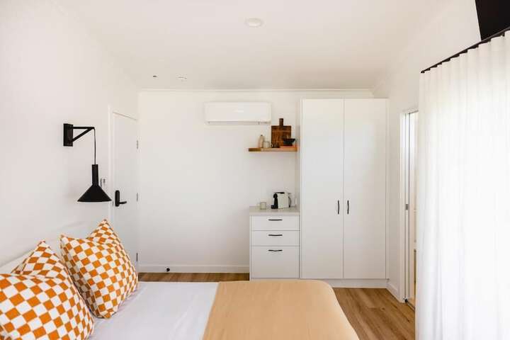 Room 7 of 36
