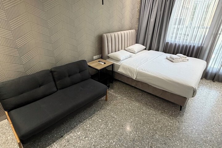 Room 37 of 86