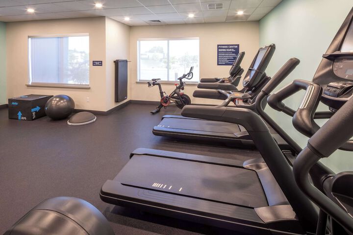 Hotel Gym Photos