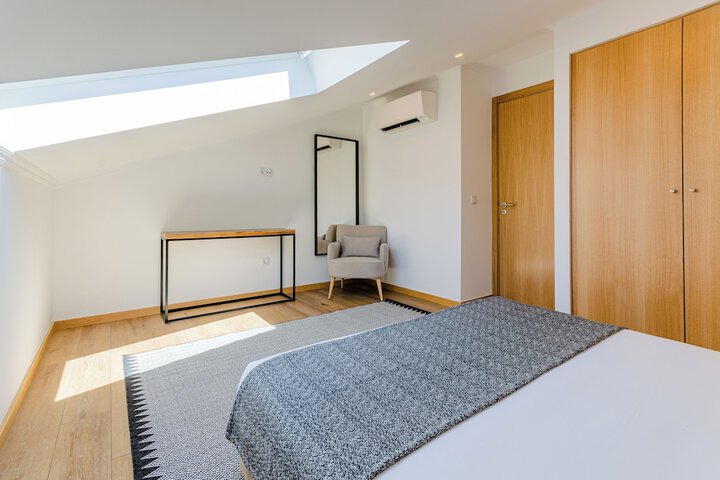 Room 10 of 89