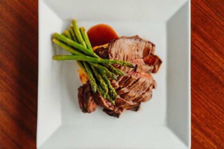 Dining 235 of 285