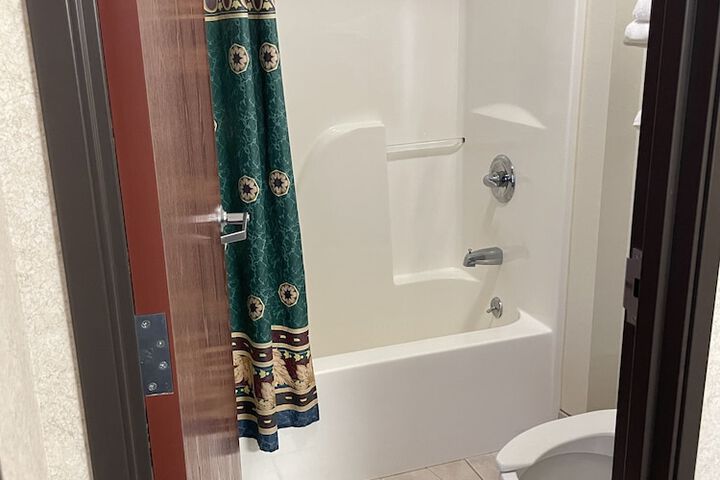 Standard Double Room (9 of 11)