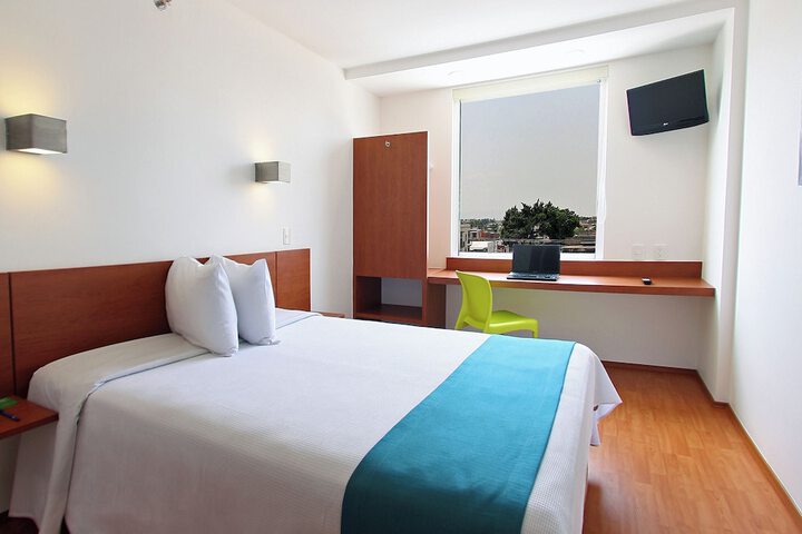 Room 16 of 70