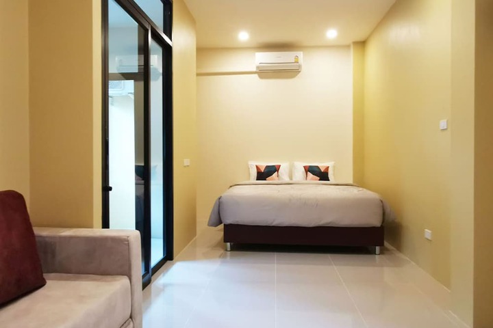 Room 15 of 36