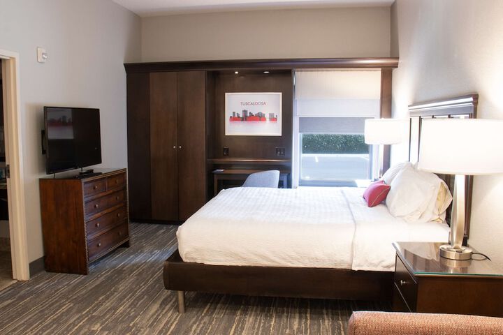 Room 15 of 40
