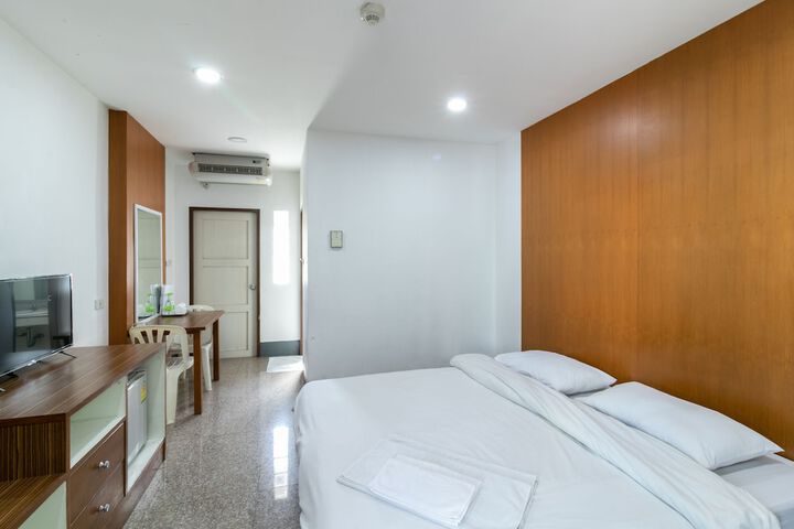 Room 18 of 56